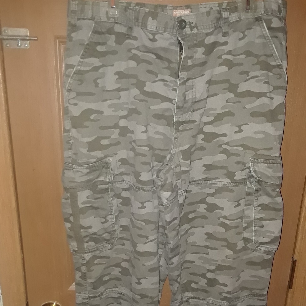 Camo pants